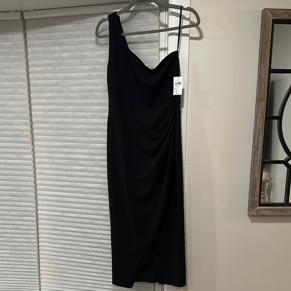 Black One Shoulder Knee-Length Sheath Dress